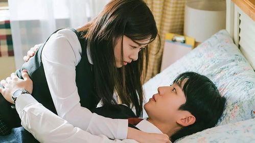 妈妈的朋友在线观看,云端观影，情感共鸣之旅